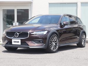 ボルボ　V60　クロスカントリー　T5　AWD　プロ