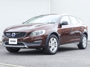 ボルボ　V60　クロスカントリー　D4　SE