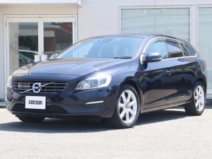 ボルボ　V60　D4　SE