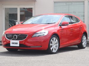 ボルボ　V40　T3　インスクリプション