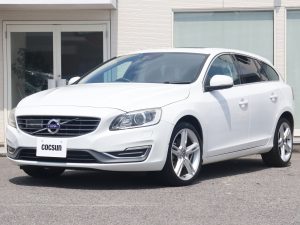 ボルボ　V60　D4　クラシック