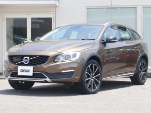 ボルボ　V60　クロスカントリー　T5　AWD　クラシック