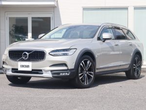 ボルボ　V90　クロスカントリー　T5　AWD　サマム