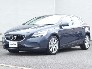 ボルボ　V40　D4　インスクリプション