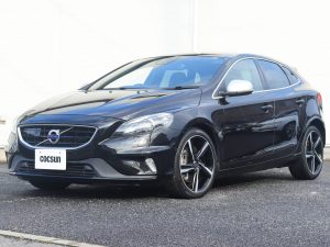 ボルボ　V40　D4　Rデザイン