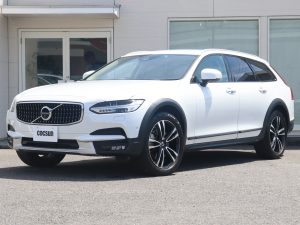 ボルボ　V90　クロスカントリー　T5　AWD　サマム