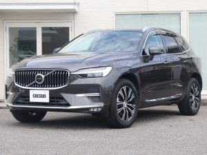 ボルボ　XC60　B5　AWD　インスクリプション