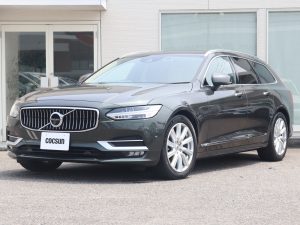 ボルボ　V90　D4　インスクリプション