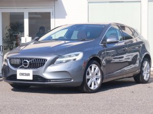 ボルボ　V40　D4　インスクリプション