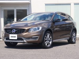 ボルボ　V60　クロスカントリー　D4　クラシック