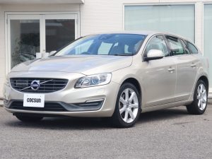 ボルボ　V60　D4　タック