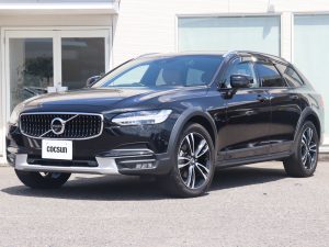 ボルボ　V90　クロスカントリー　D4　AWD　サマム