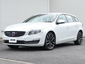 ボルボ　V60　D4　ダイナミックエディション