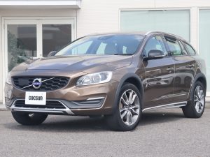 ボルボ　V60　クロスカントリー　D4　クラシック