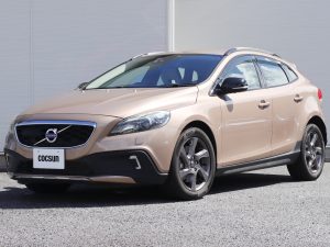 ボルボ　V40　クロスカントリー　T5　AWD