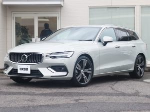 ボルボ　V60　T5　インスクリプション