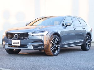 ボルボ　V90　クロスカントリー　D4　AWD　サマム