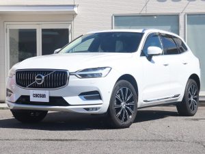 ボルボ　XC60　T5　AWD　インスクリプション